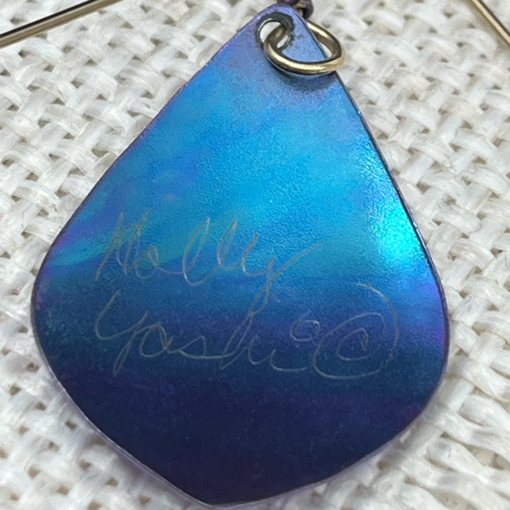 Signed Holly Yashi Hammered Niobium Drop Earrings - Blue & Purple - Picture 6 of 15